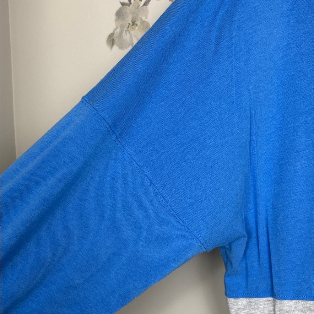 Lilly Pulitzer “XX Lilly” Blue Grey Long Sleeve Top - XL - Picture 6 of 12